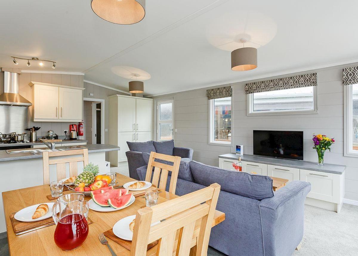 Thanet Well Lodges Ivegill Екстериор снимка