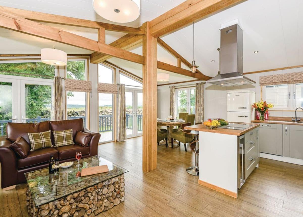 Thanet Well Lodges Ivegill Екстериор снимка