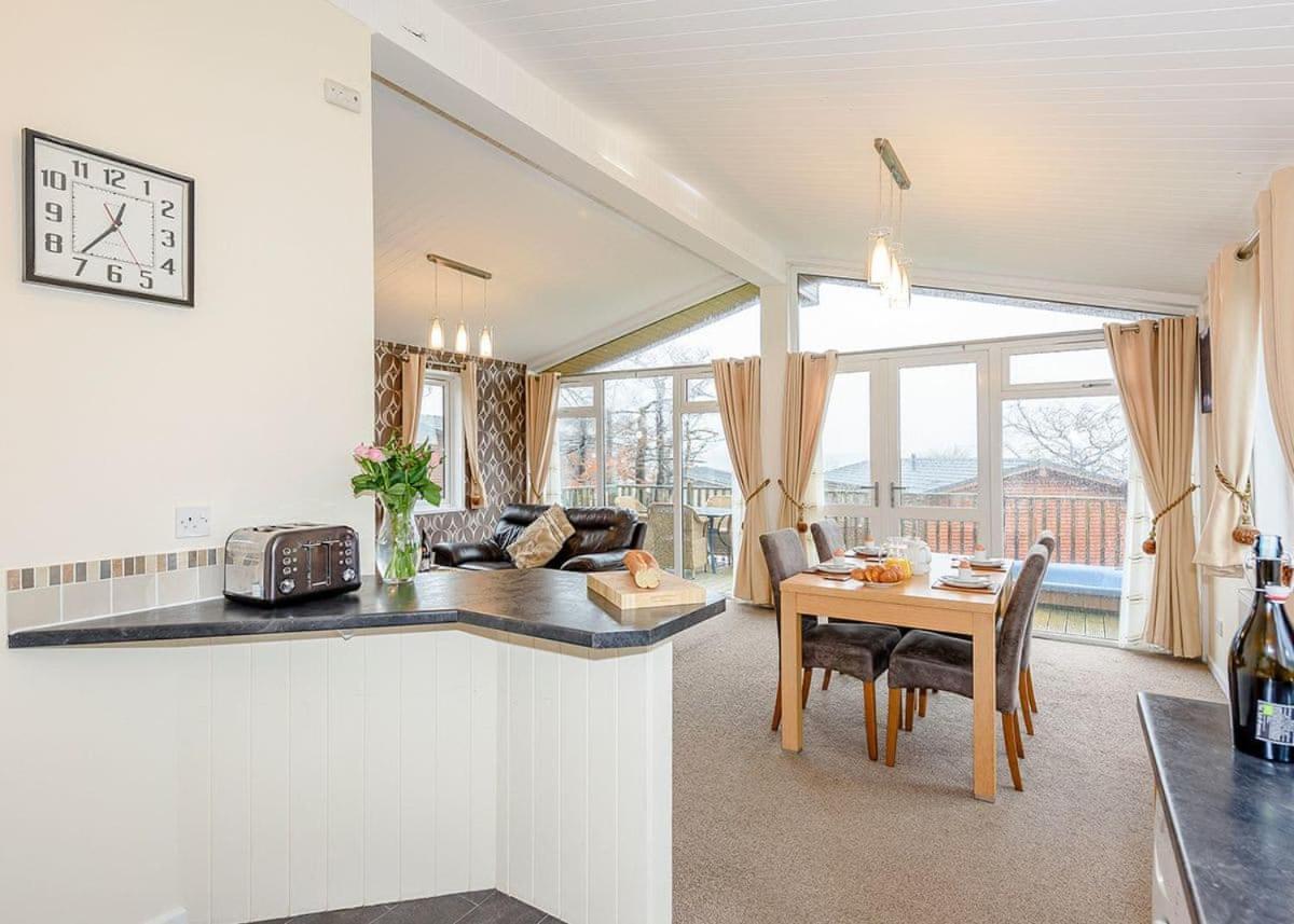 Thanet Well Lodges Ivegill Екстериор снимка