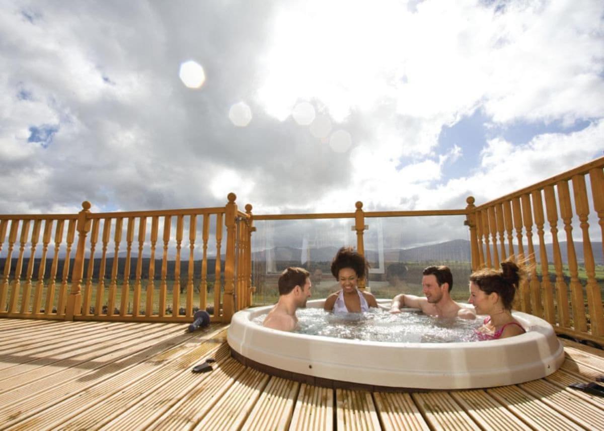 Thanet Well Lodges Ivegill Екстериор снимка