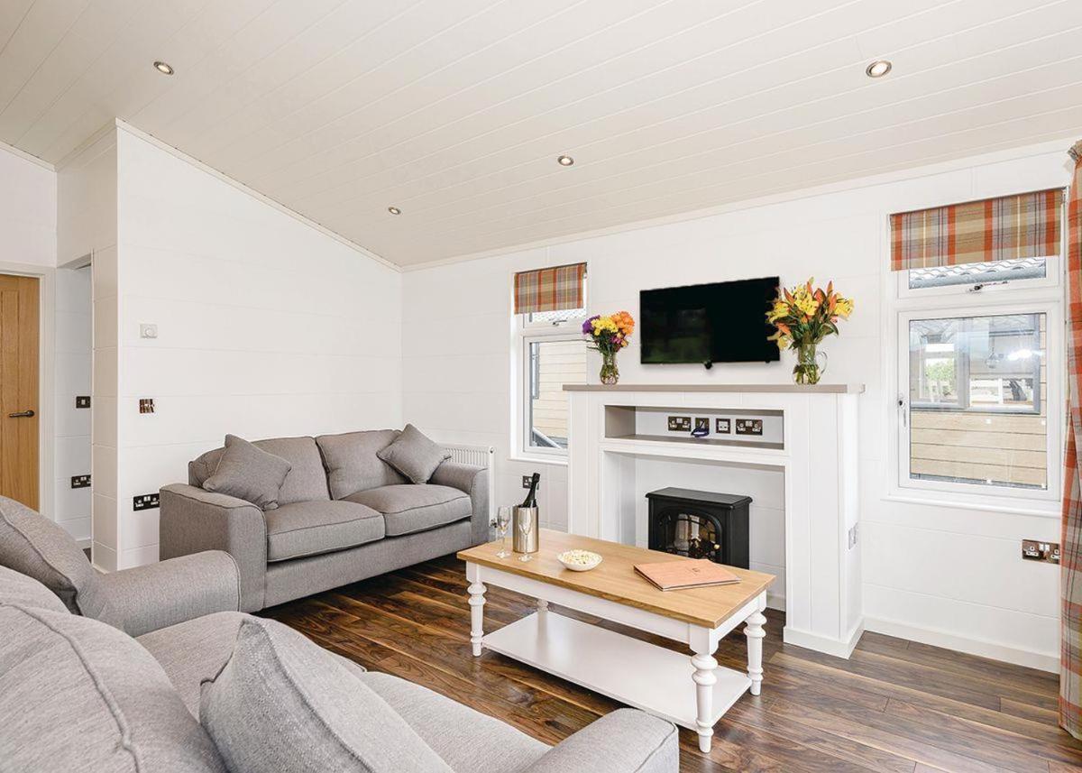 Thanet Well Lodges Ivegill Екстериор снимка