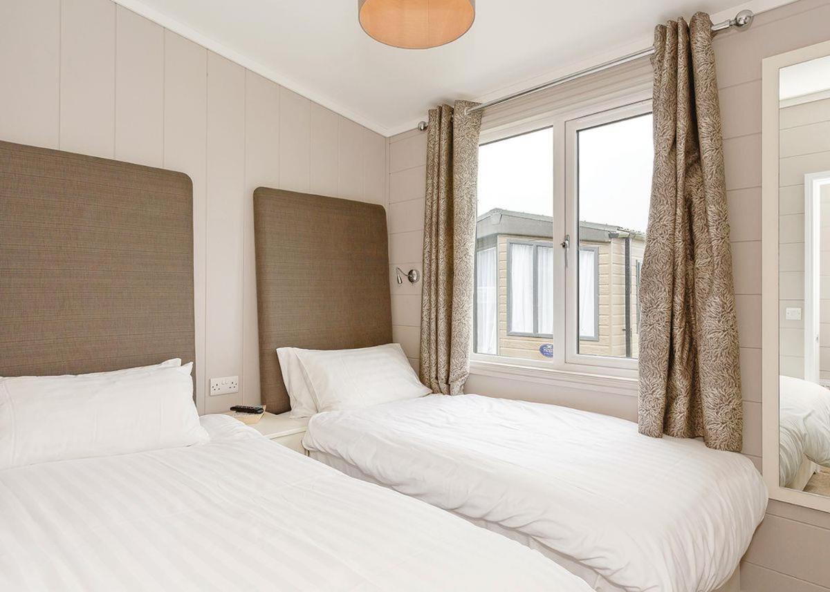 Thanet Well Lodges Ivegill Екстериор снимка